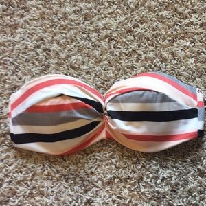 Victoria’s Secret Swimsuit Top - Size 34C